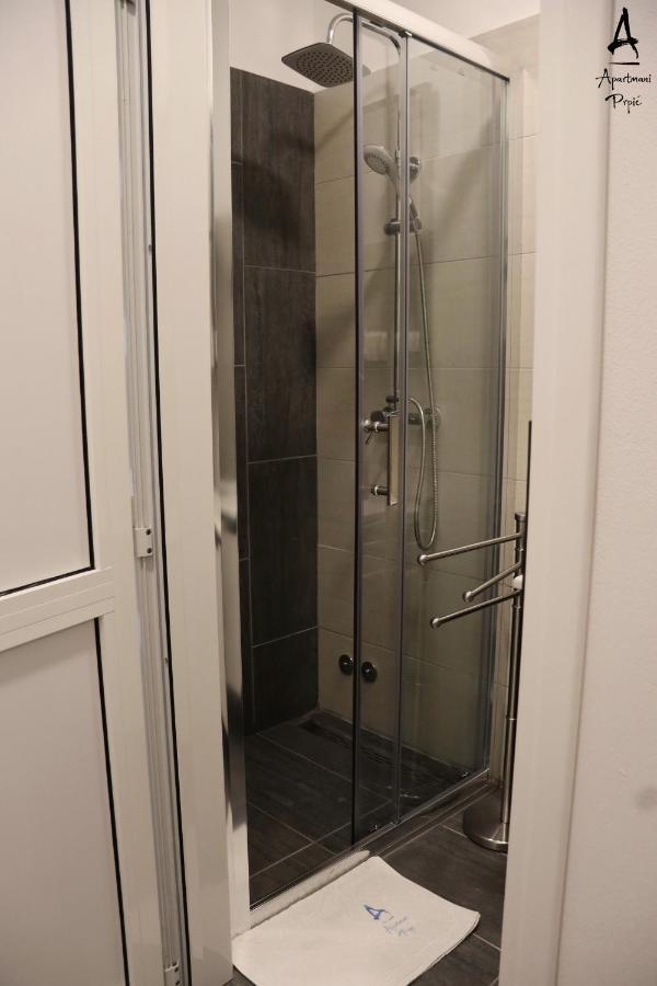 Apartmani Prpić Ražanac Zewnętrze zdjęcie