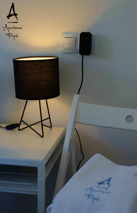 Apartmani Prpić Ražanac Zewnętrze zdjęcie
