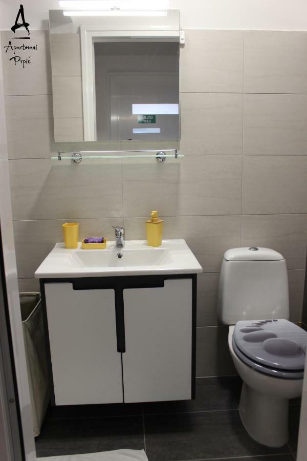 Apartmani Prpić Ražanac Zewnętrze zdjęcie