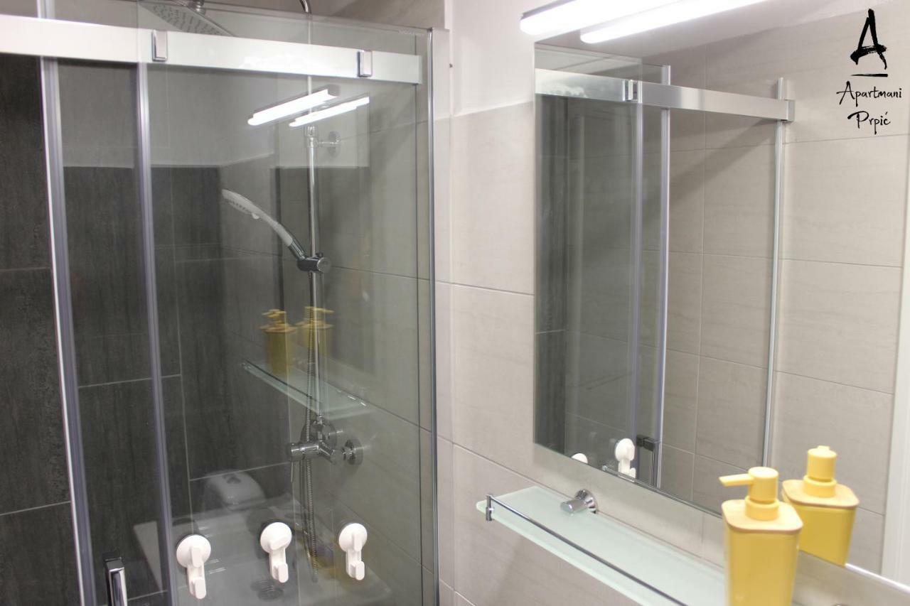 Apartmani Prpić Ražanac Zewnętrze zdjęcie